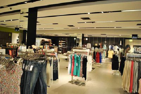 甘孜商场里的店面怎么装修？